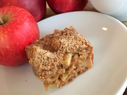 Cinnamon Apple Coffee Cake
