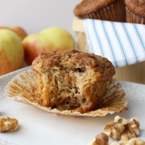 Cinnamon Apple Muffins