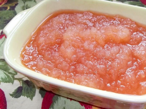 Homemade Applesauce for the Freezer