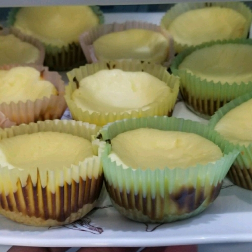 Keto Mini Cheesecake Cups