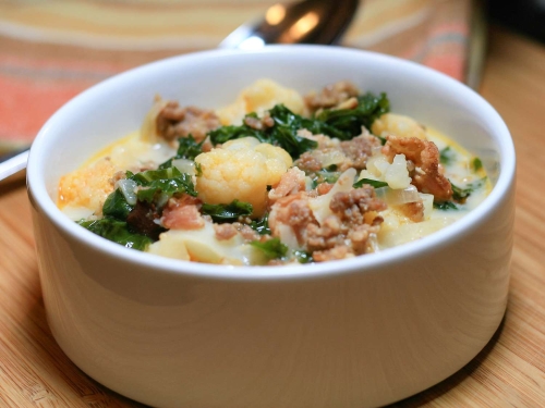 Low-Carb Zuppa Toscana Soup