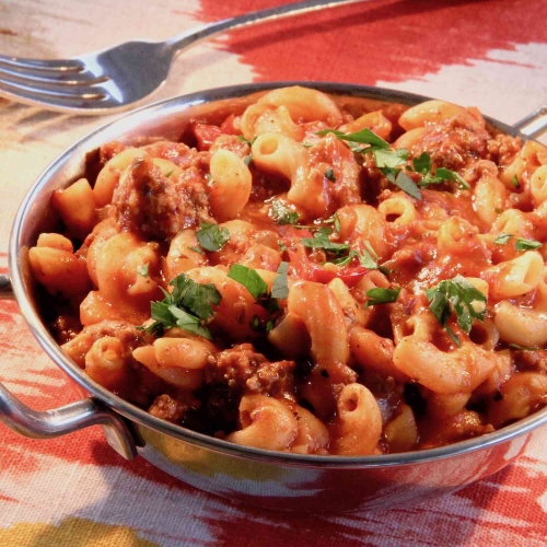 Minnesotan Beef and Macaroni Hotdish