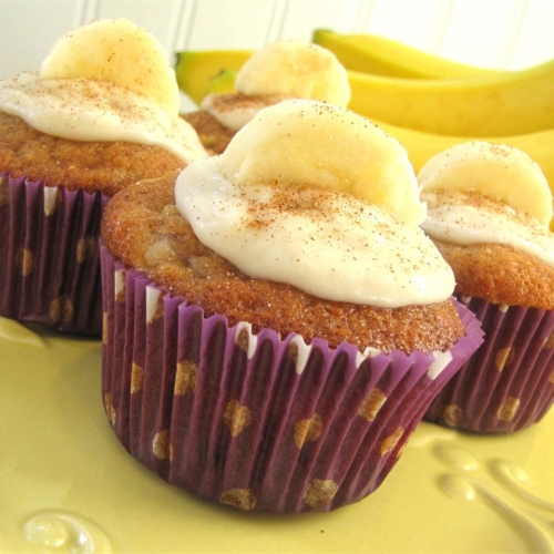 Polish-Inspired Apple Banana Cupcakes
