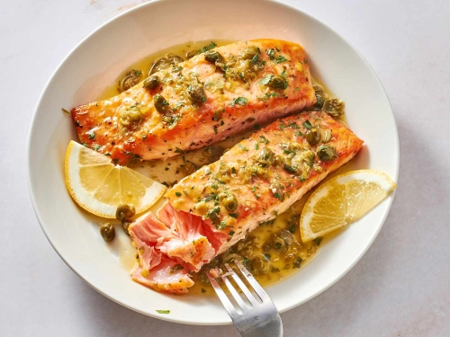 Quick 7-Minute Salmon Piccata