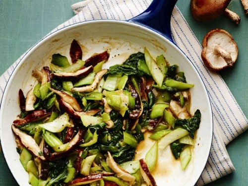 Shiitake Mushroom and Baby Bok Choy Stir-Fry