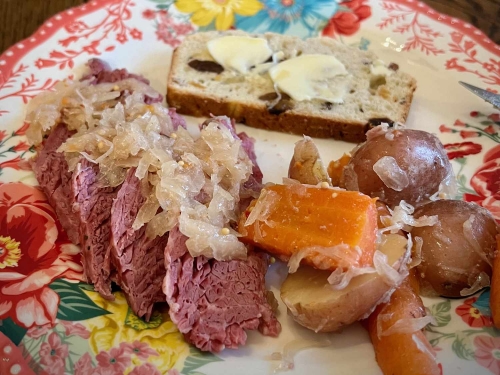 Slow Cooker Corned Beef and Sauerkraut