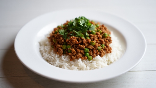 Spicy Ground Beef and Peas