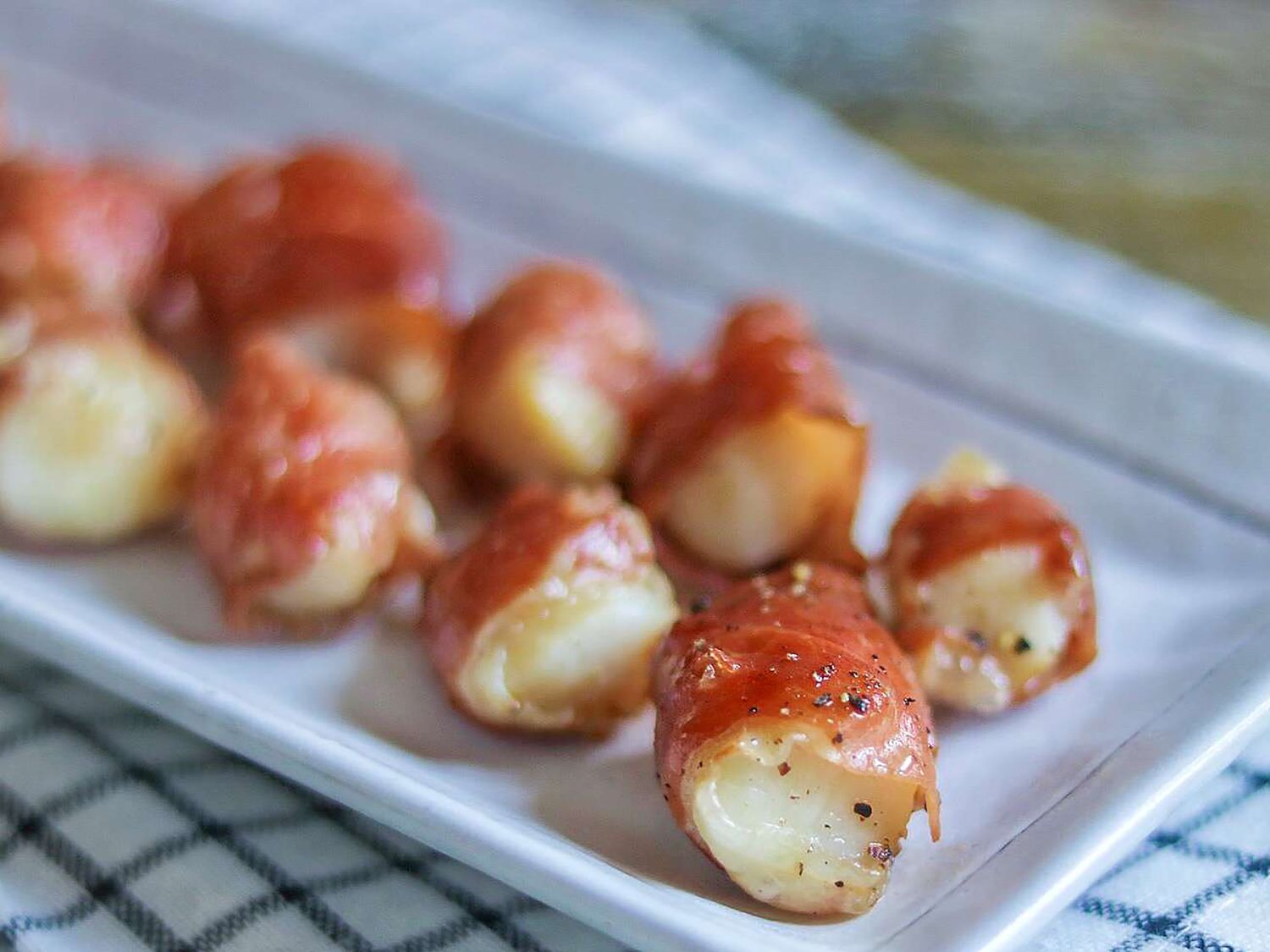 Prosciutto-Wrapped Scallops