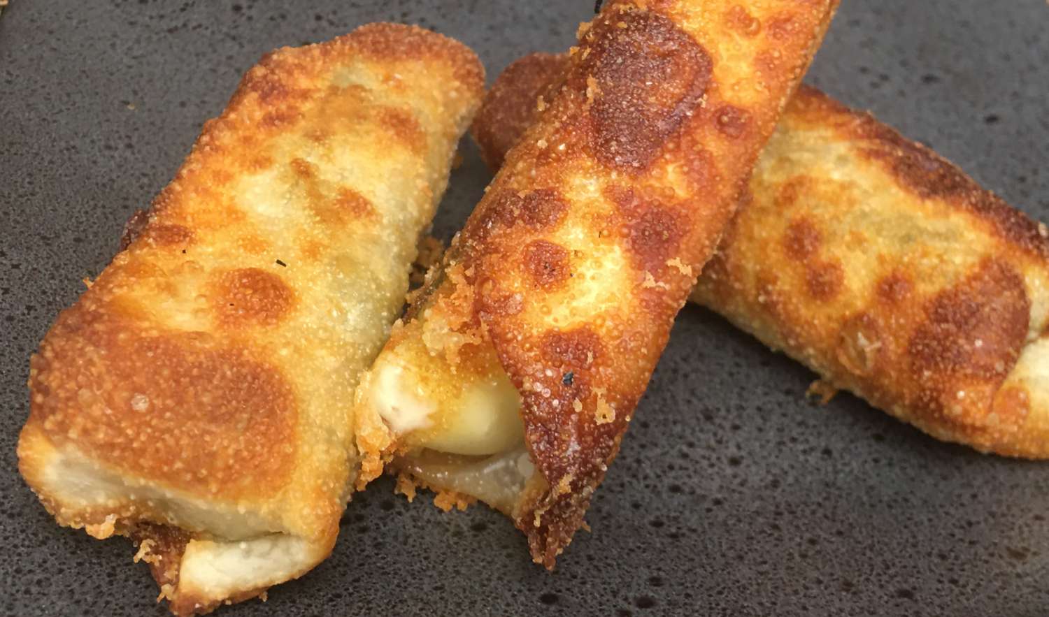 Quick Chile Relleno Egg Rolls