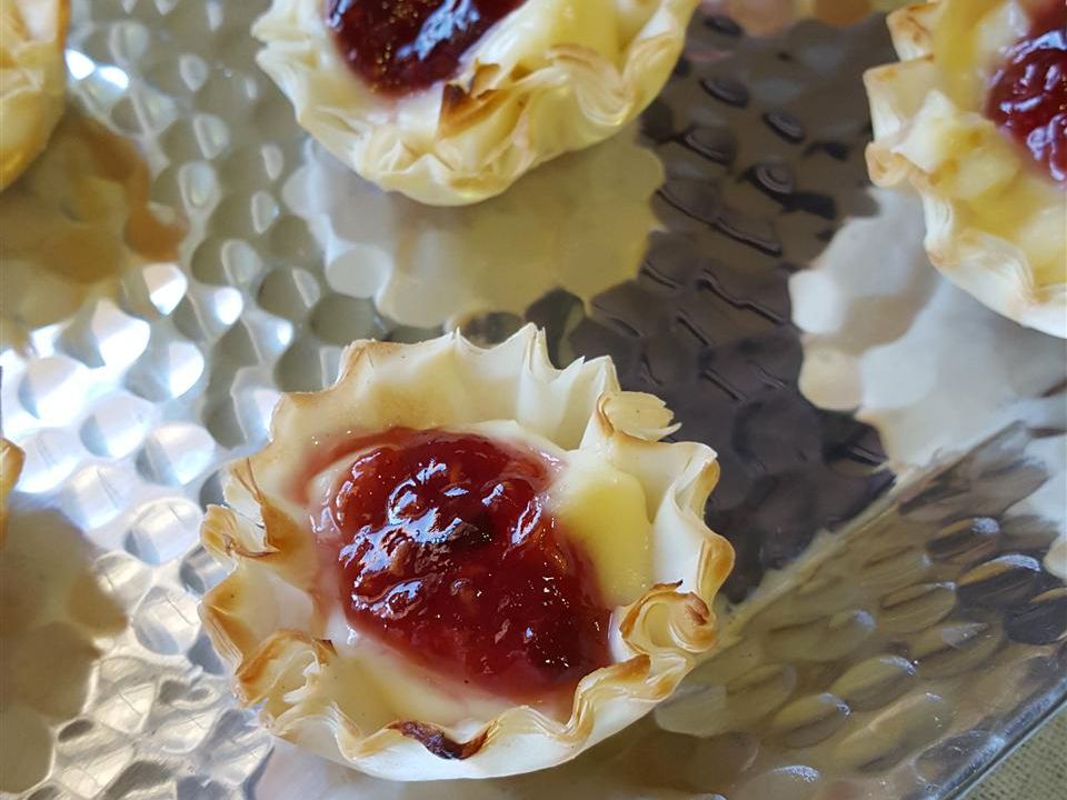 Raspberry Brie Phyllo Cups