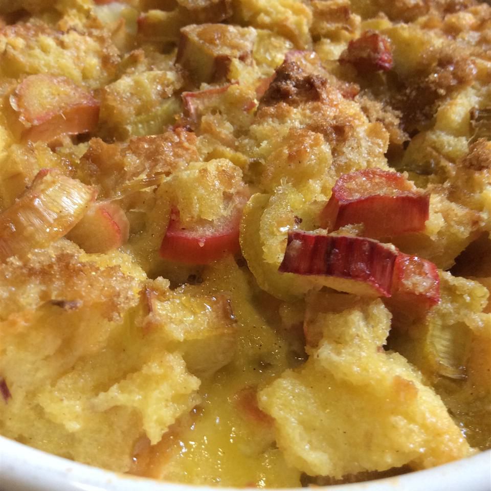 Rhubarb Cinnamon Bread Pudding