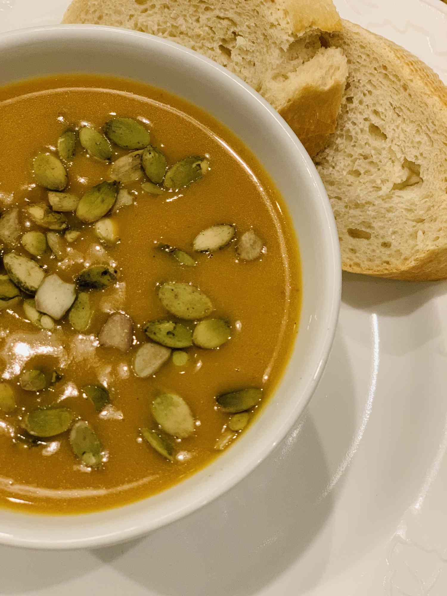 Roasted Acorn Squash Curry Soup