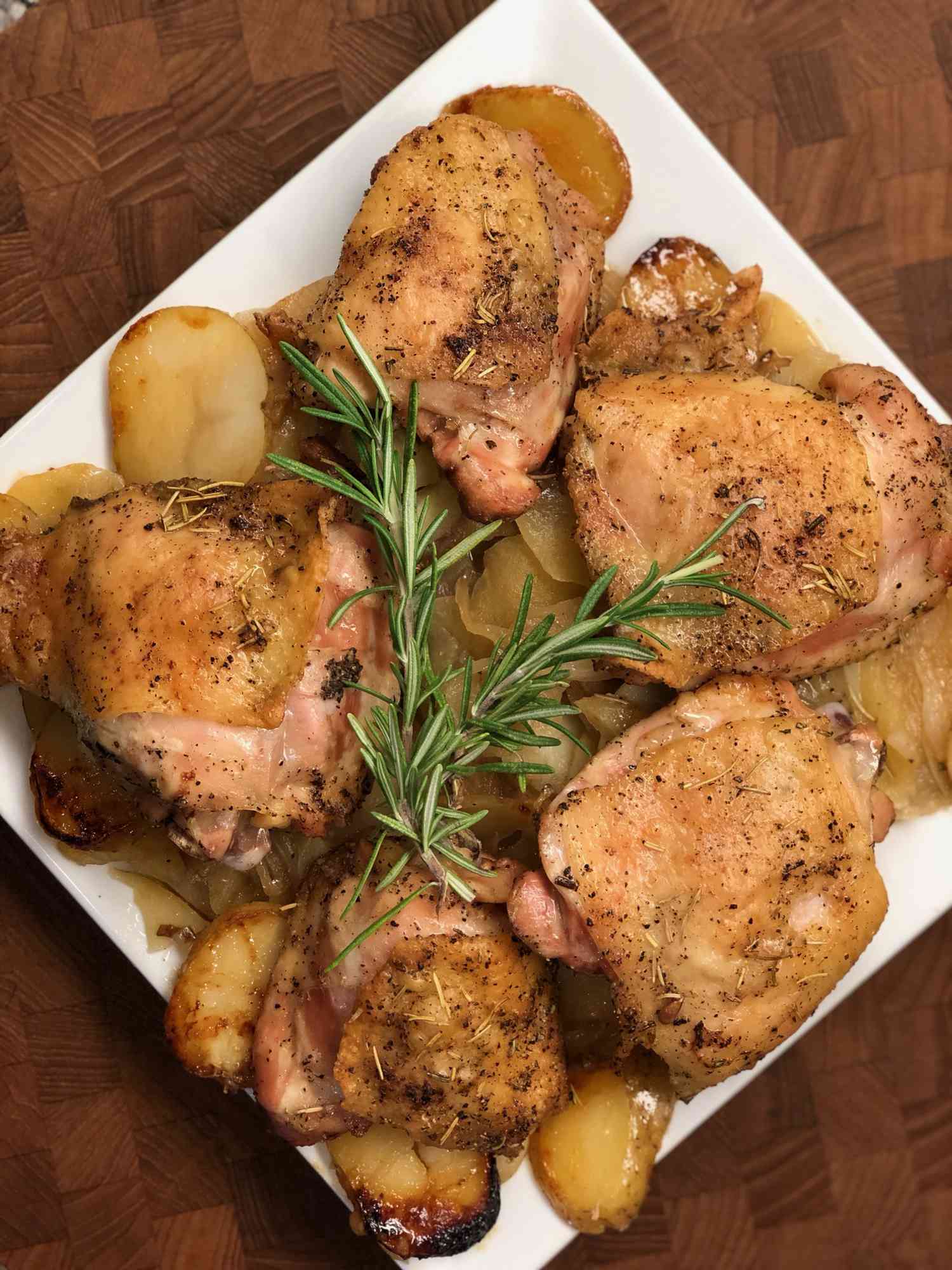 Rosemary Chicken with Apples and Potatoes