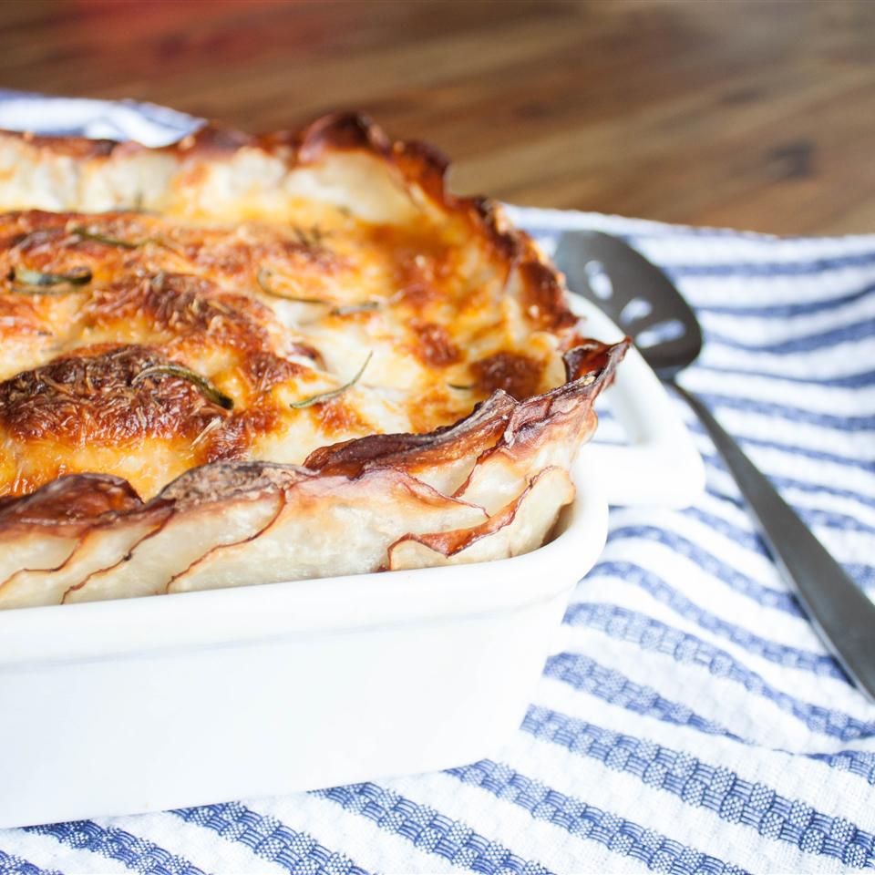 Rosemary Scalloped Potatoes