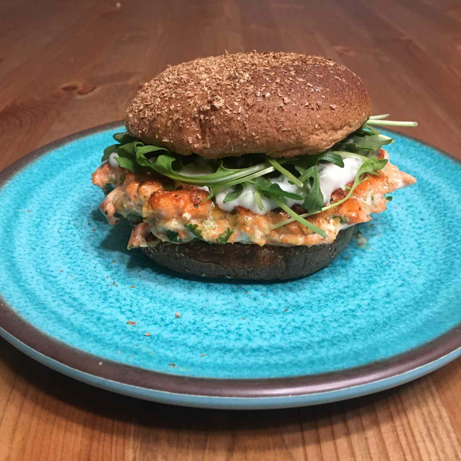 Salmon Burgers with Lemon Sauce