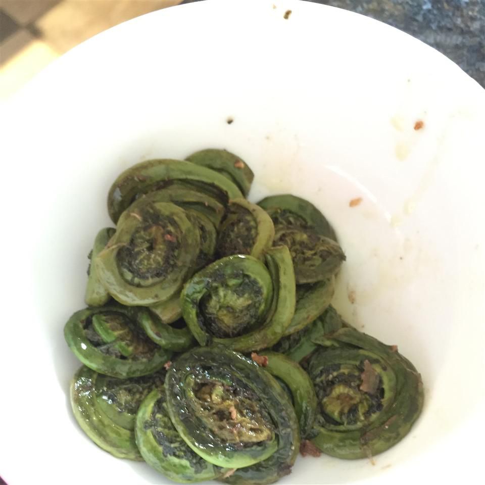 Sautéed Fiddleheads with Butter and Vinegar
