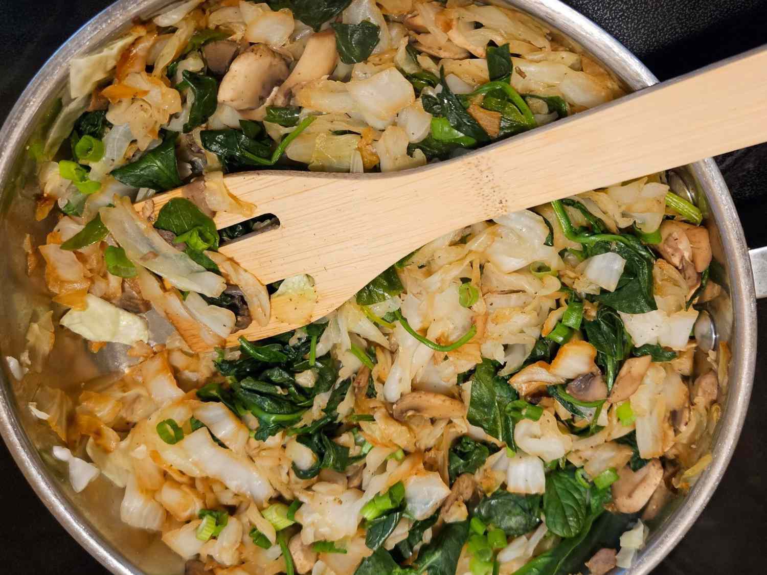 Sautéed Red Cabbage with Mushrooms and Spinach