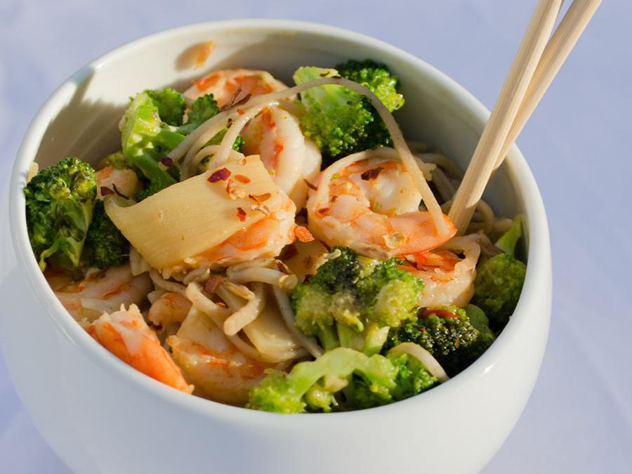 Shrimp Stir-Fry with Noodles