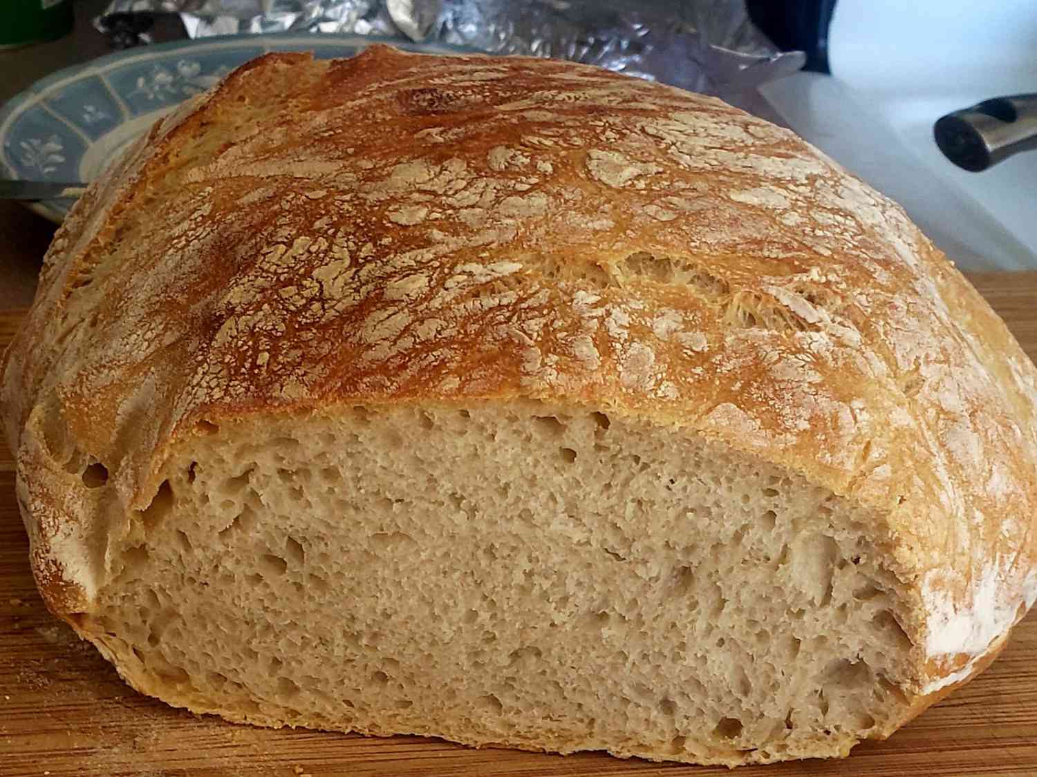 Simple Dutch Oven Bread
