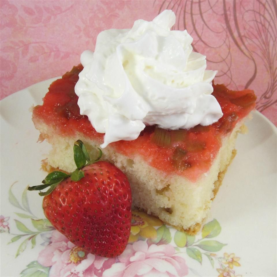 Simple Rhubarb Cake
