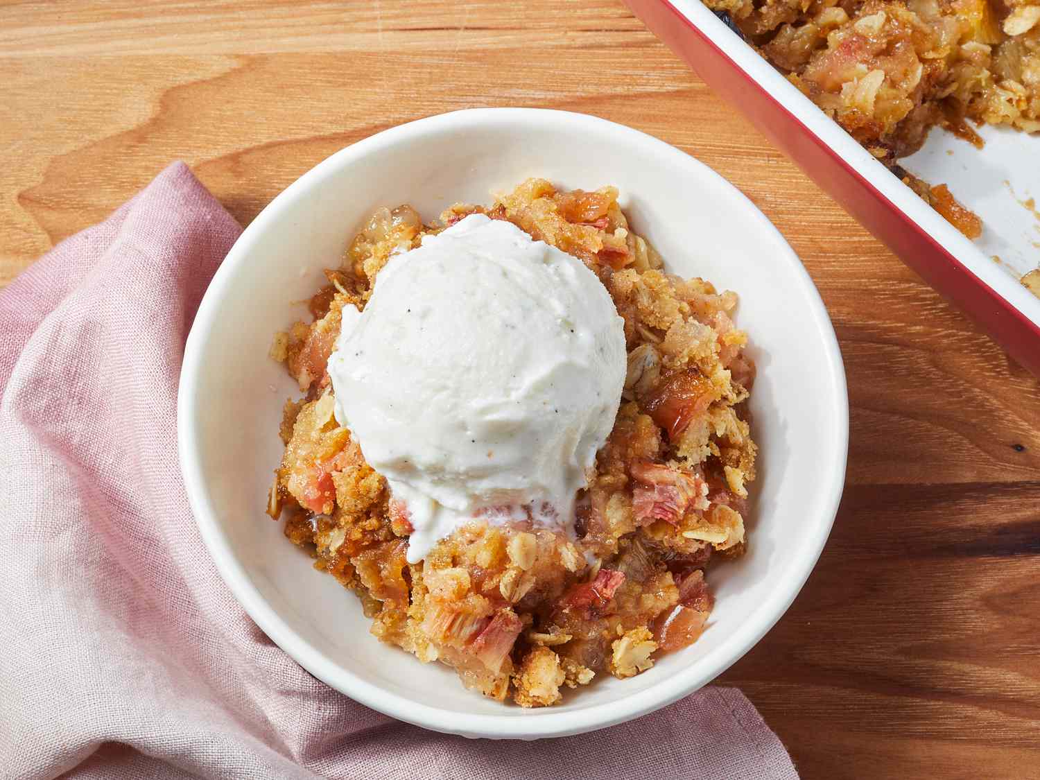 Simple Rhubarb Crisp
