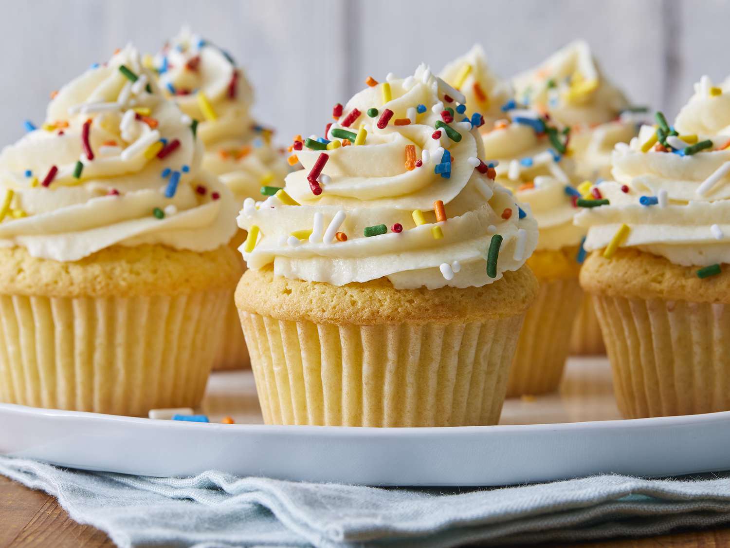 Simple Vanilla Cupcake
