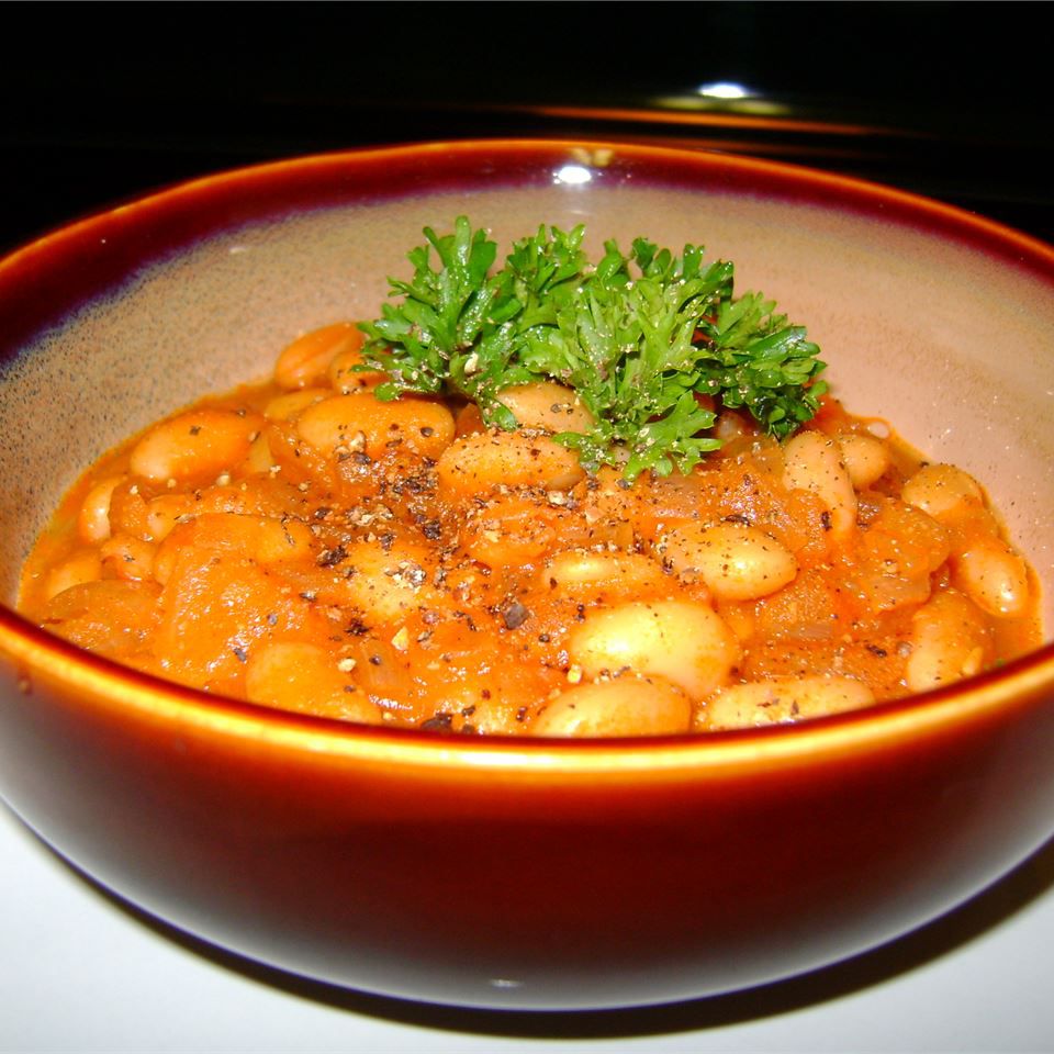 Slow-Cooked Middle Eastern White Beans