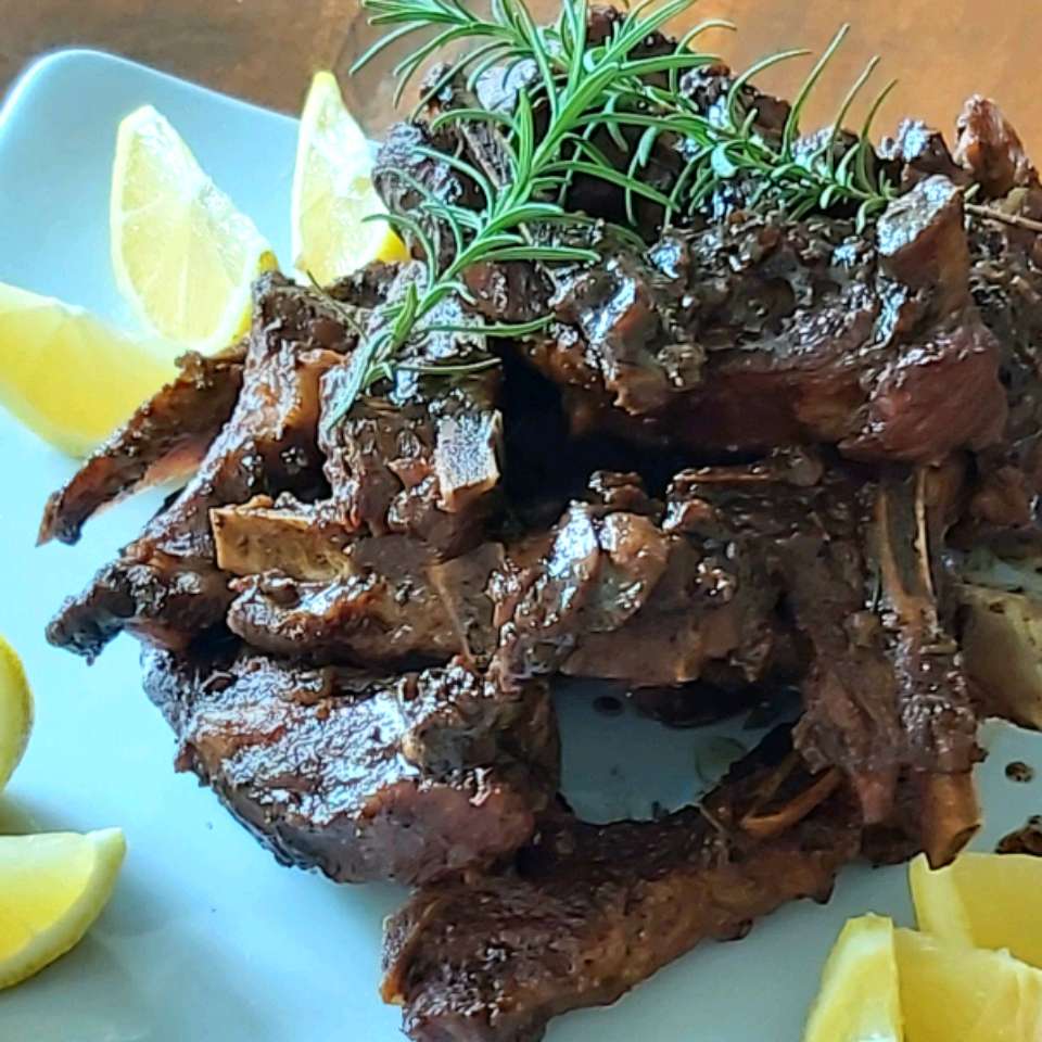 Slow-Cooked Stovetop Pork Ribs