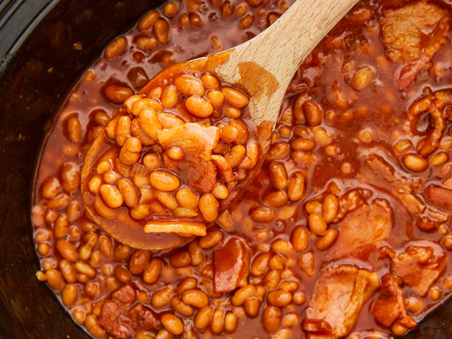 Slow Cooker Baked Beans