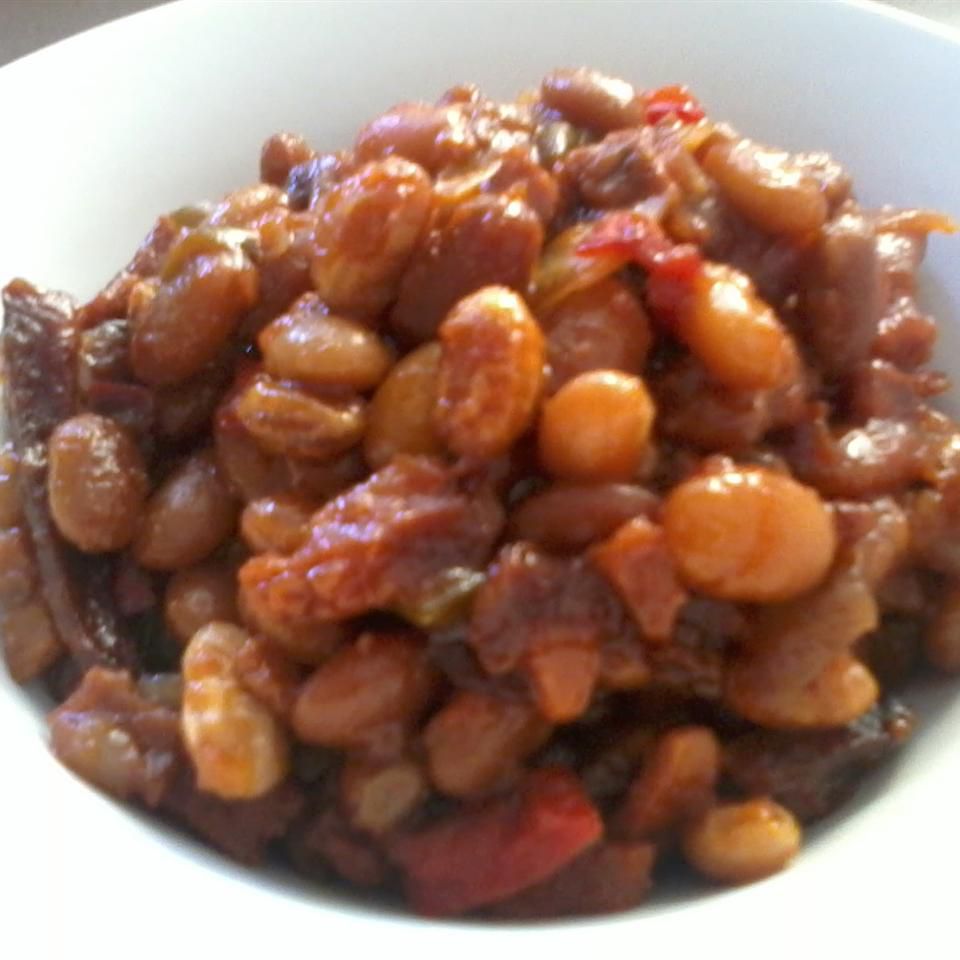 Slow Cooker BBQ Baked Beans