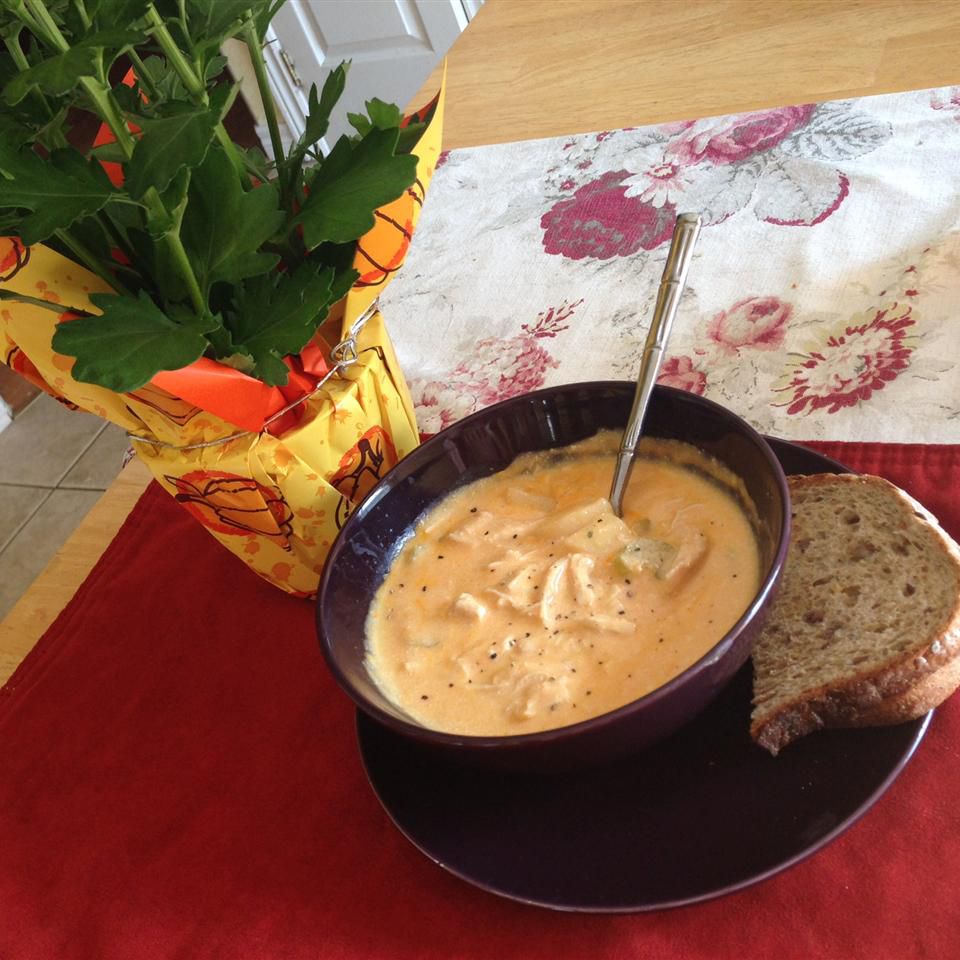 Slow Cooker Buffalo Chicken Soup