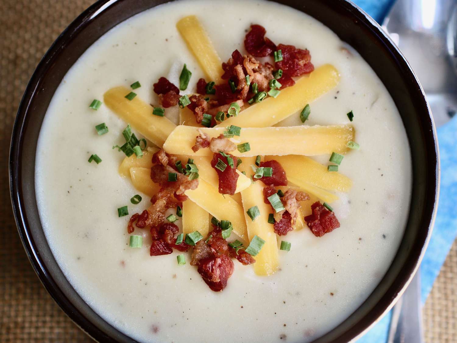 Slow Cooker Creamy Potato Soup