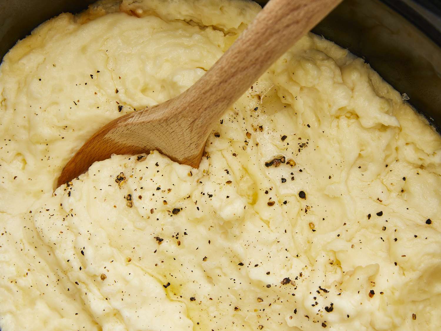 Slow Cooker Garlic Mashed Potatoes