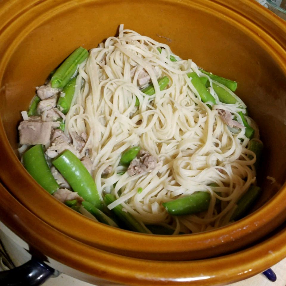 Slow Cooker Ginger-Glazed Pork