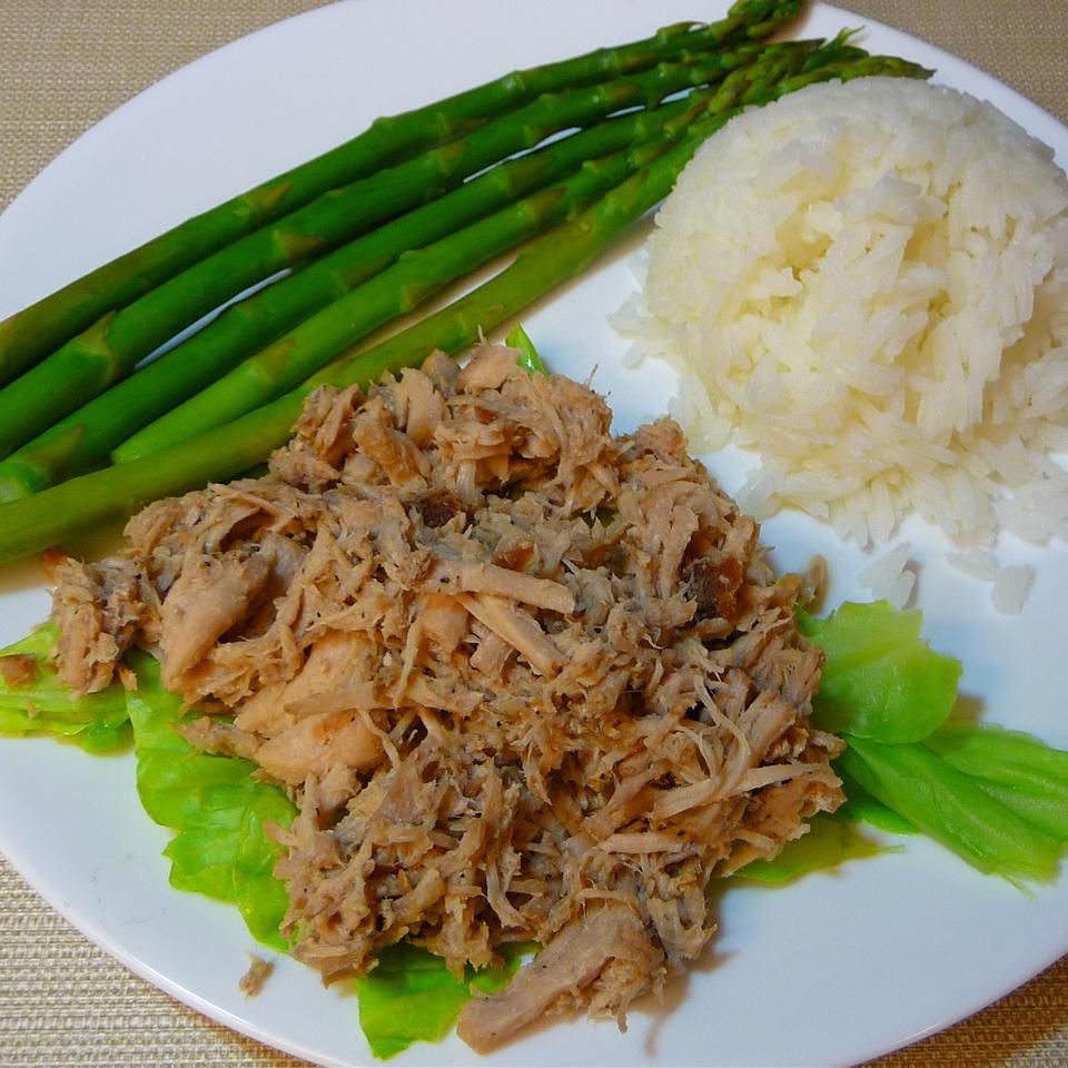 Slow Cooker Kalua Pork with Cabbage