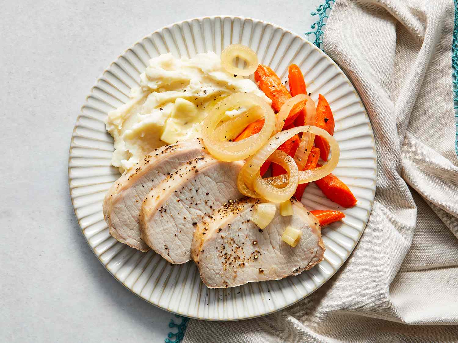 Slow Cooker Spicy Pork Roast