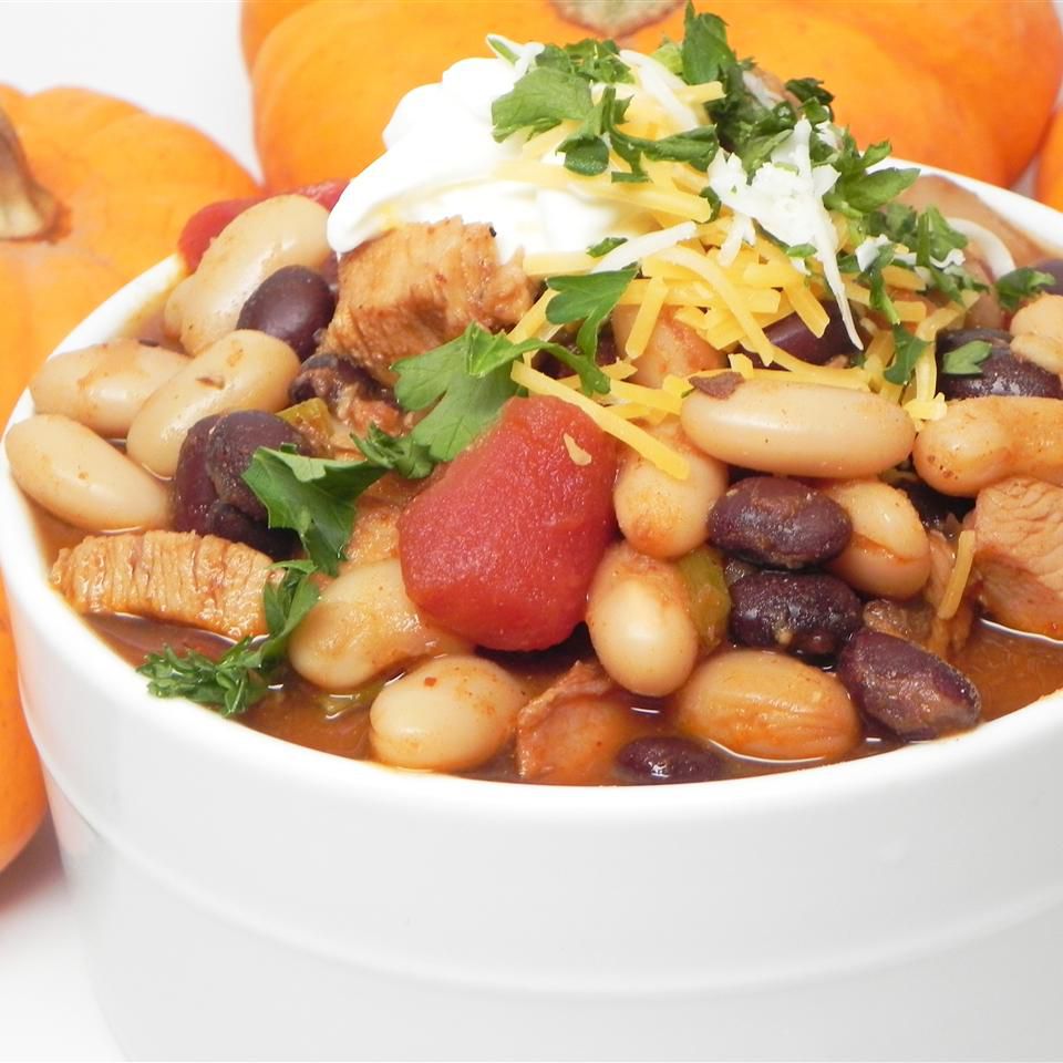 Slow Cooker White Chicken Chili