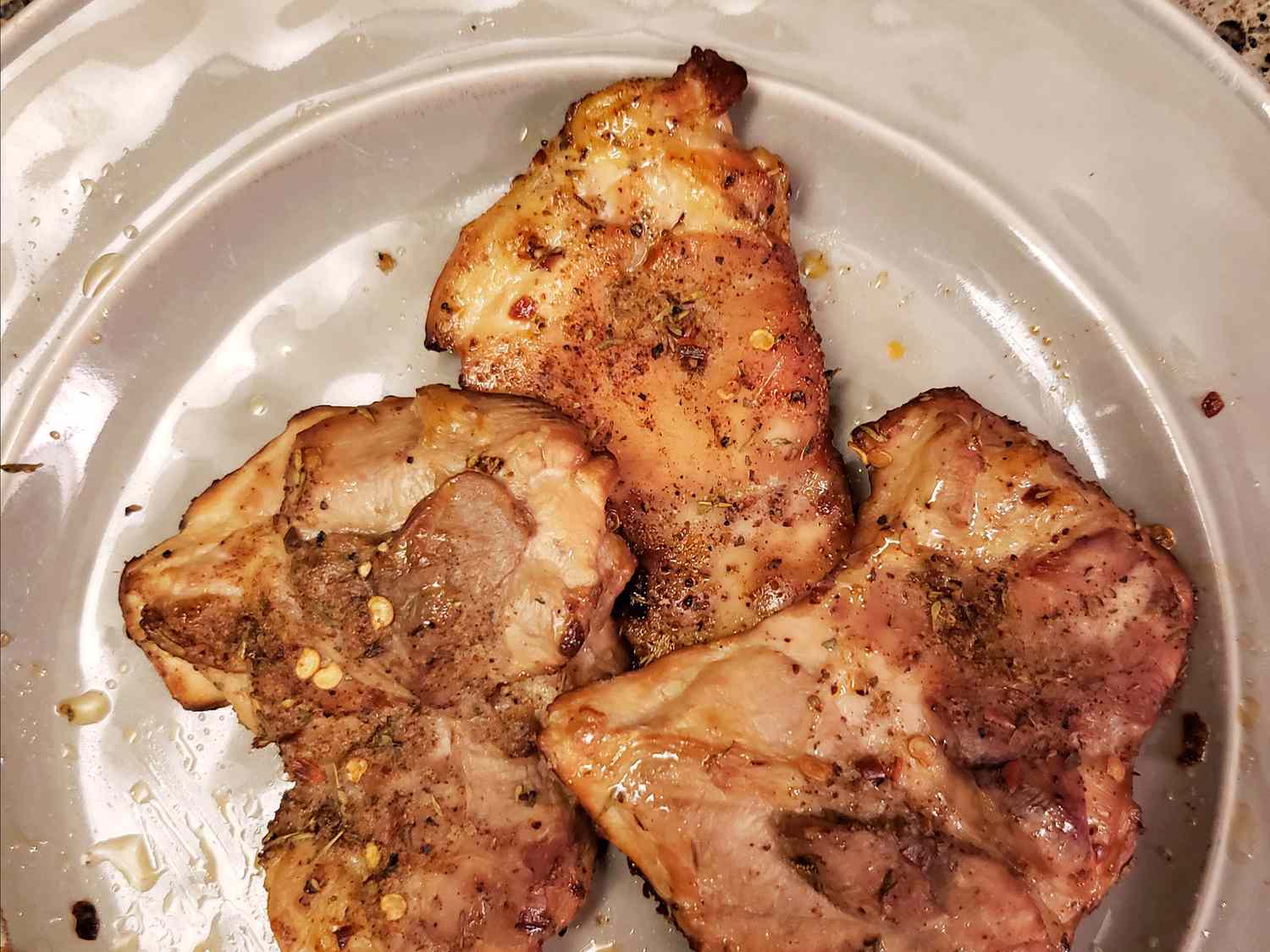 Smoked Dry-Rubbed Chicken Thighs
