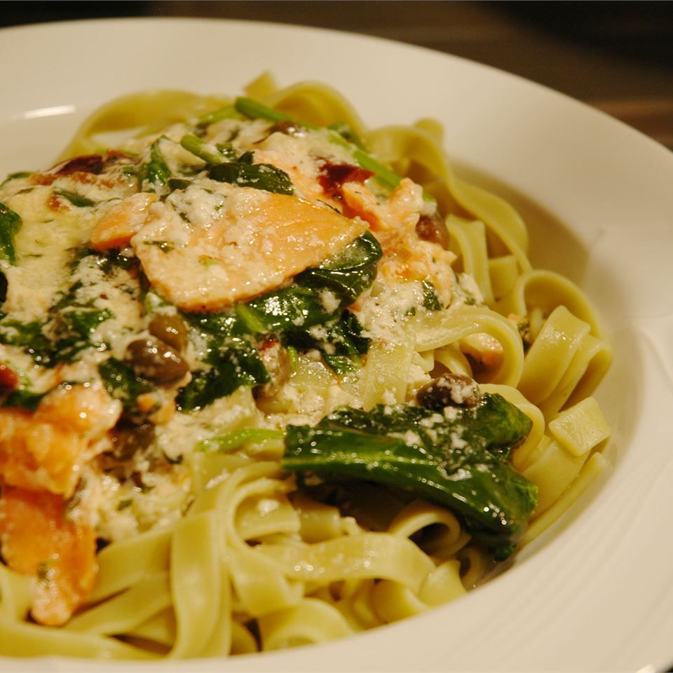 Smoked Salmon Spinach Fettuccine