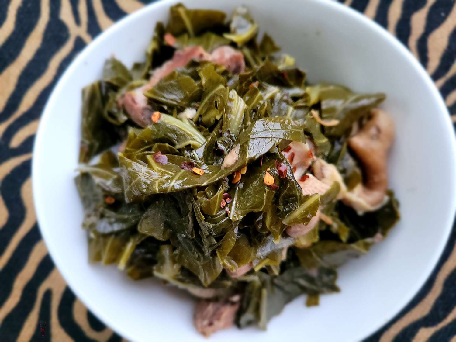 Southern Slow-Cooked Collard Greens
