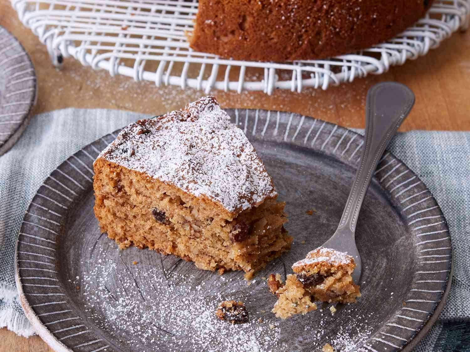 Spiced Applesauce Cake