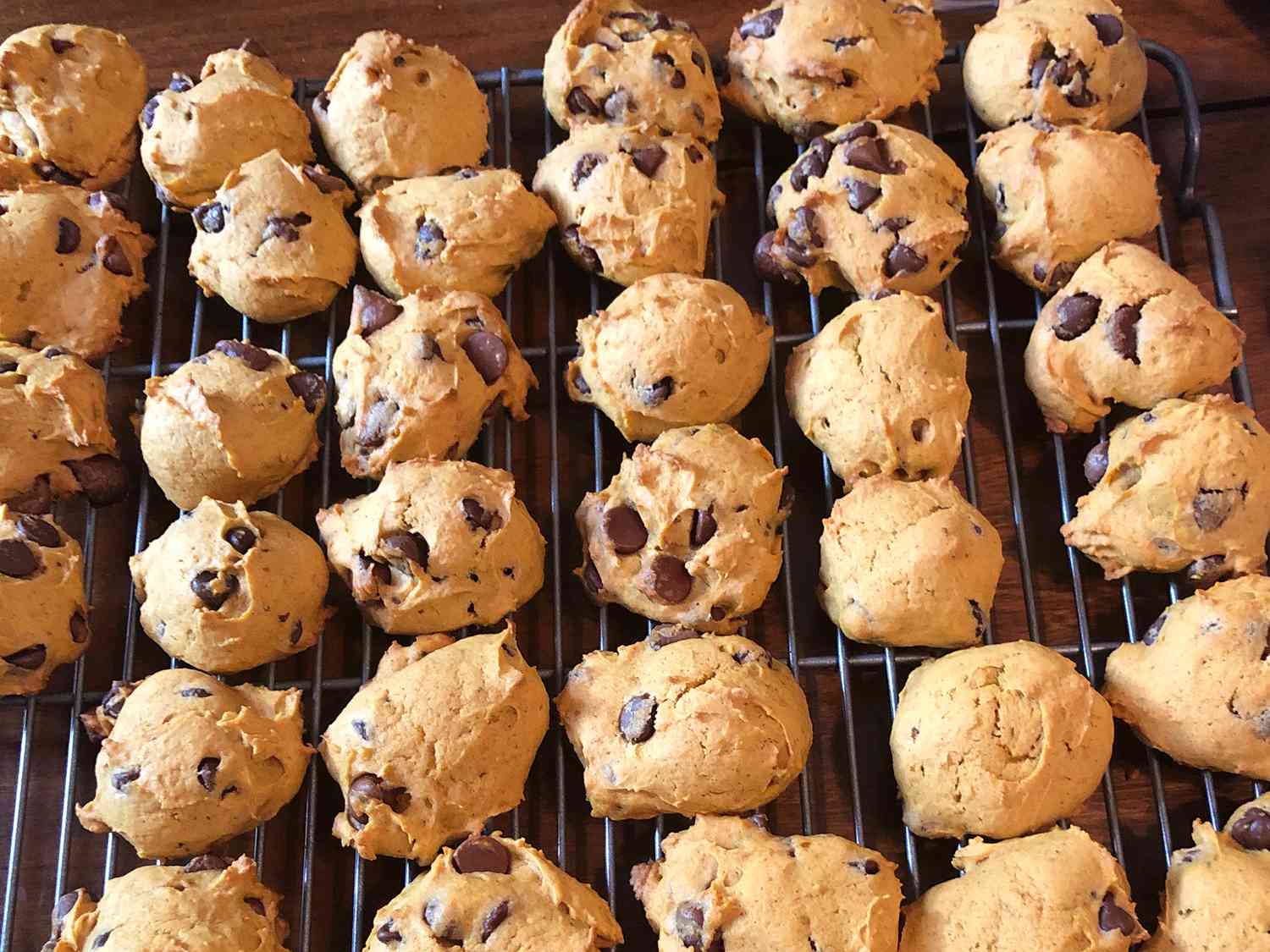 Spiced Pumpkin Chocolate Chip Cookies