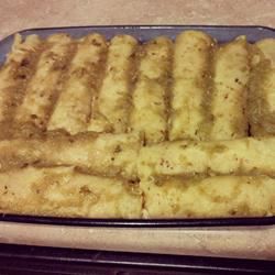 Spicy Cheese Enchiladas Verdes