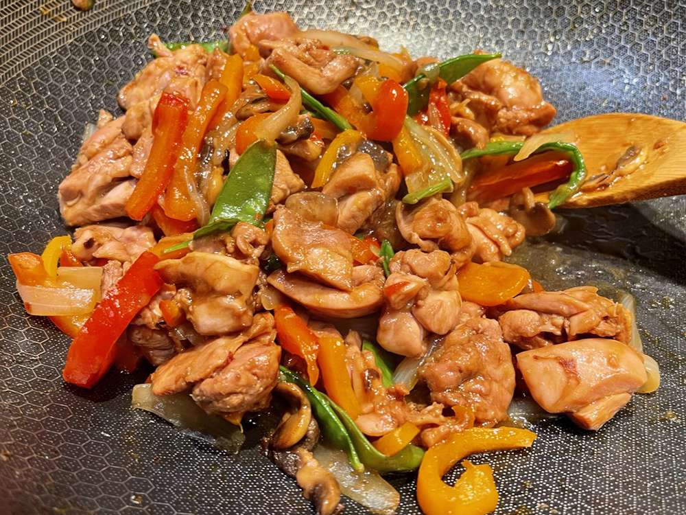 Spicy Chicken Thigh Stir-Fry