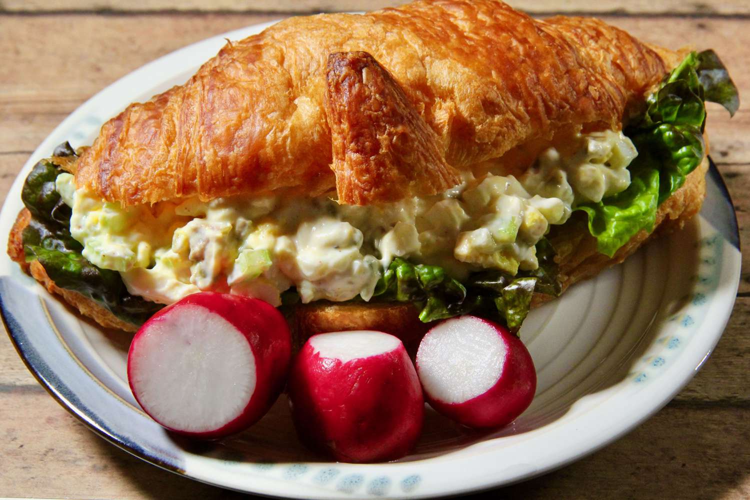 Spicy Egg Salad Sandwich