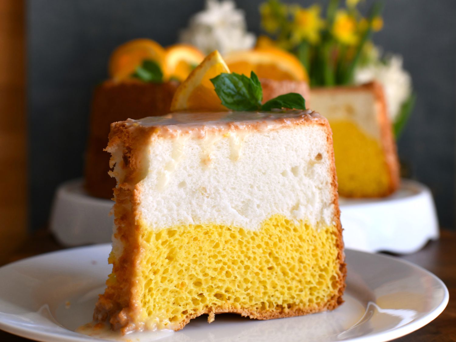 Spring Daffodil Cake
