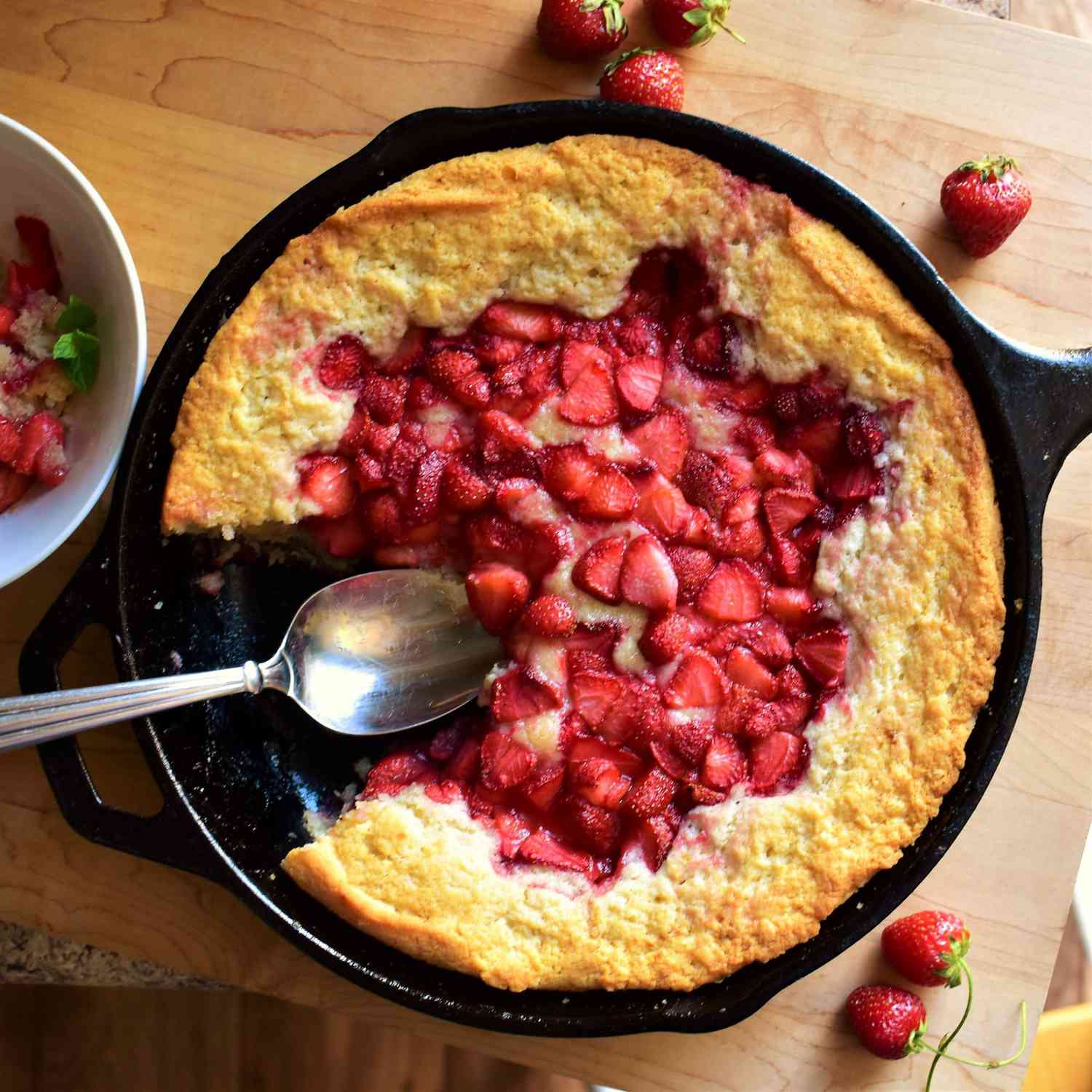 Strawberry Cake Dessert