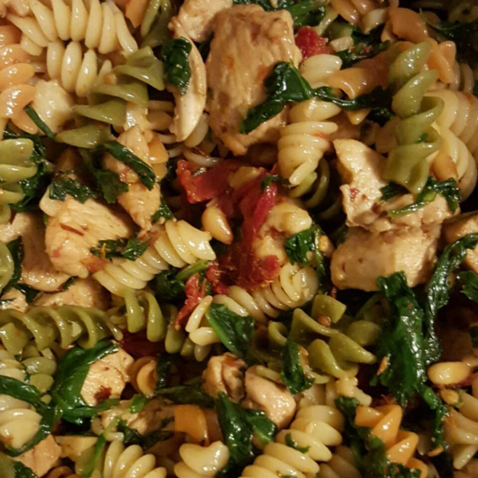 Sun-Dried Tomato Spinach Pasta