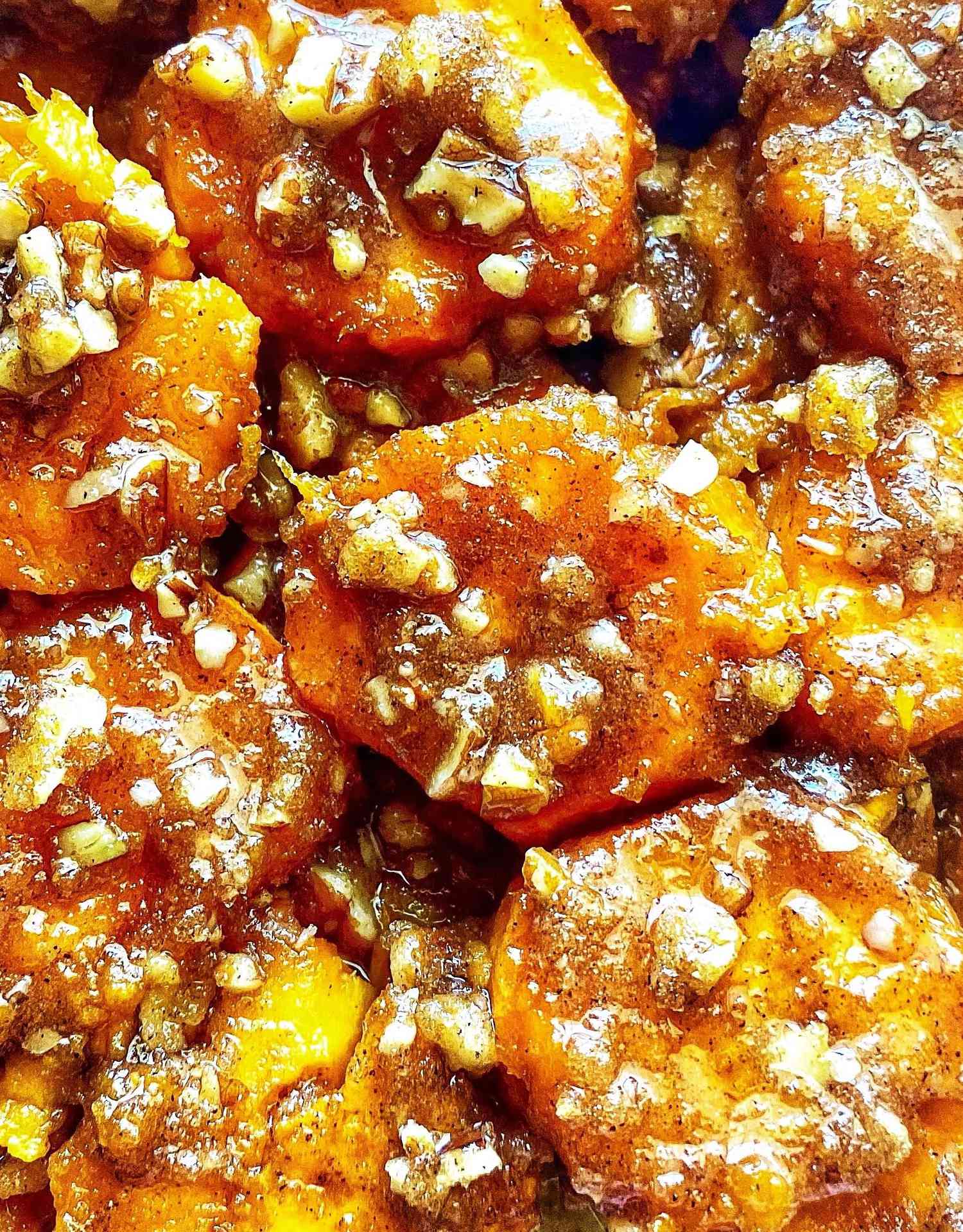 Sweet Potatoes with Pecans and Spices