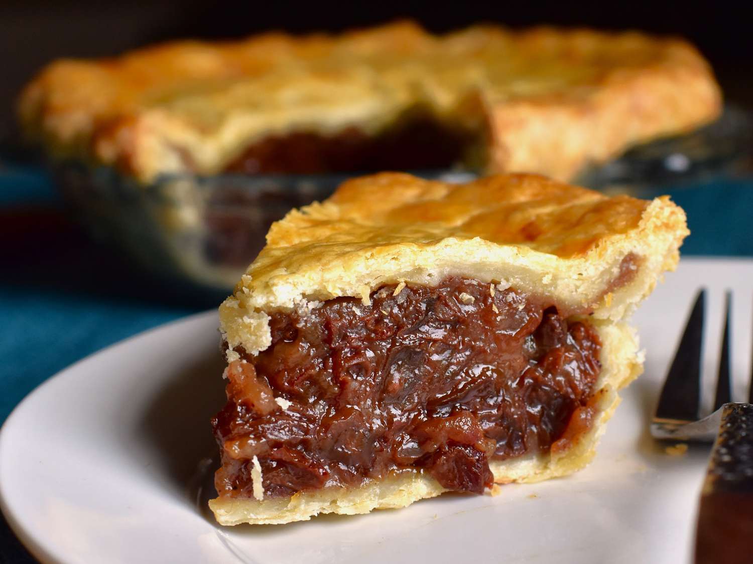 Sweet Raisin Pie